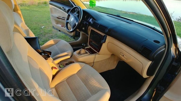 Volkswagen Passat, 2002