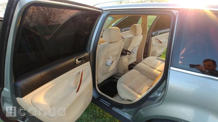 Volkswagen Passat, 2002