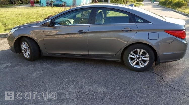 Hyundai Sonata, 2013