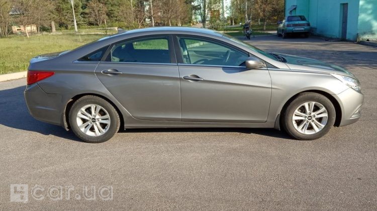 Hyundai Sonata, 2013