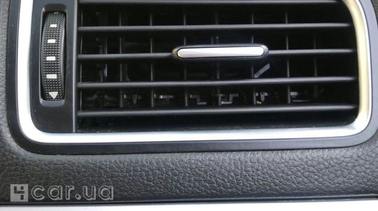Volkswagen Jetta, 2013