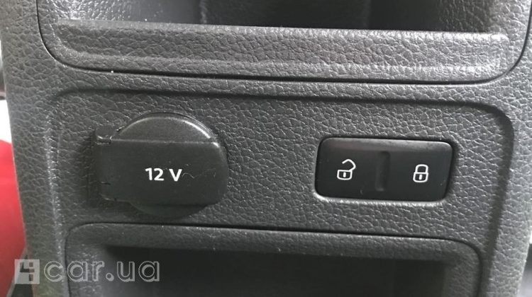Volkswagen Jetta, 2013
