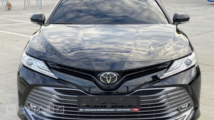 Toyota Camry, 2018