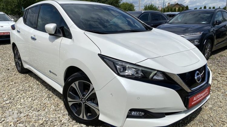Nissan Leaf, 2020