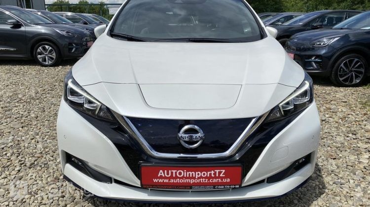 Nissan Leaf, 2020