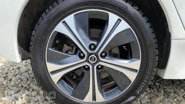 Nissan Leaf, 2020