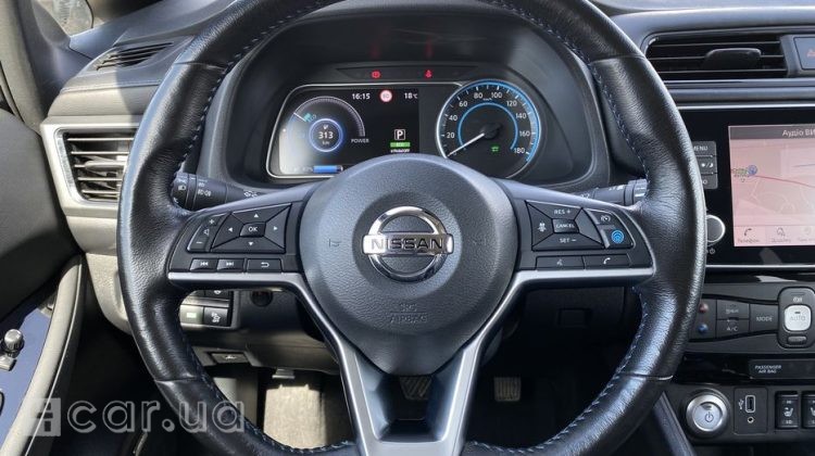 Nissan Leaf, 2020