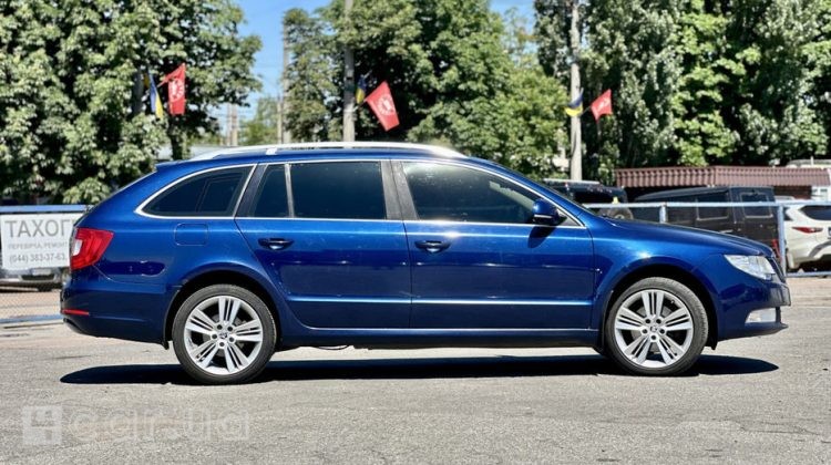 Skoda Superb, 2013