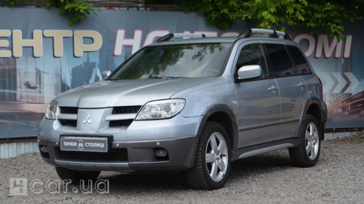 Mitsubishi Outlander, 2005