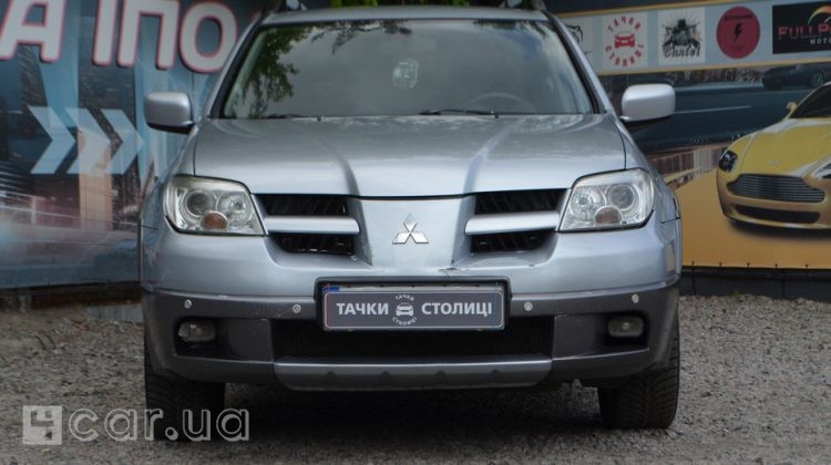 Mitsubishi Outlander, 2005