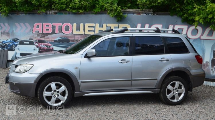 Mitsubishi Outlander, 2005