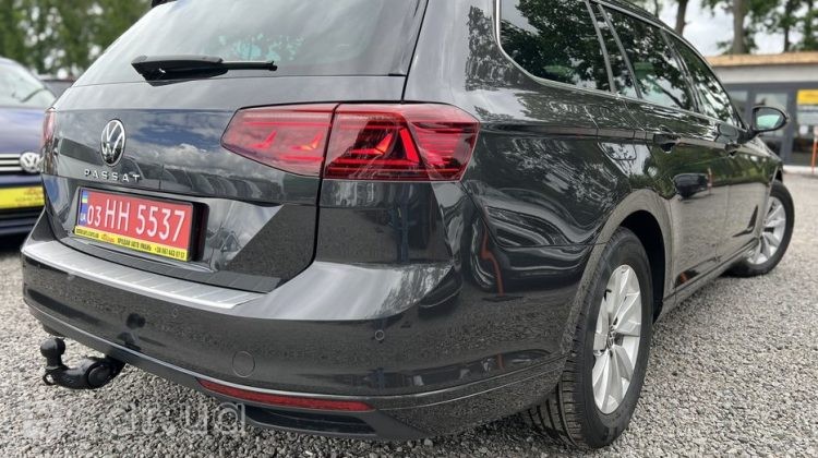 Volkswagen Passat, 2021