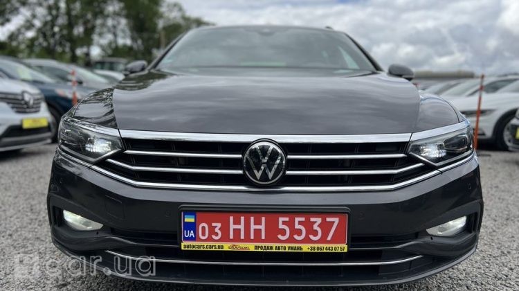 Volkswagen Passat, 2021