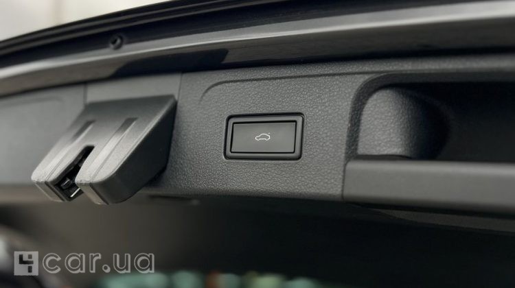 Volkswagen Passat, 2021
