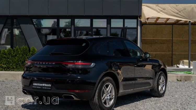 Porsche Macan, 2021
