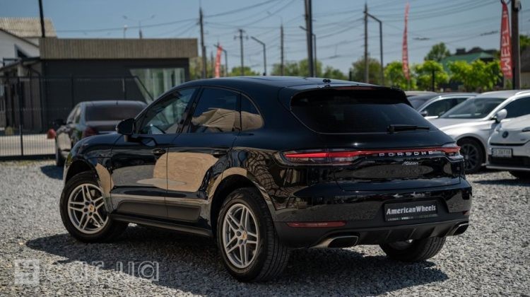 Porsche Macan, 2021