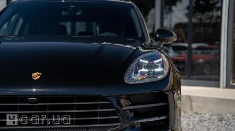 Porsche Macan, 2021