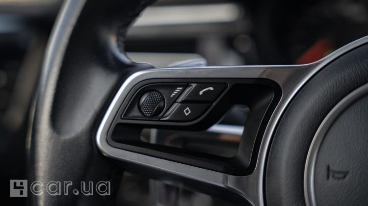 Porsche Macan, 2021