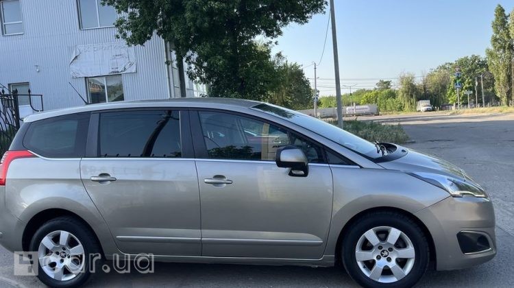 Peugeot 5008, 2014