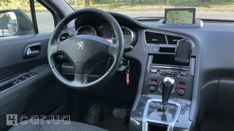 Peugeot 5008, 2014
