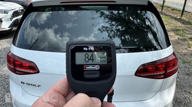 Volkswagen e-Golf, 2015