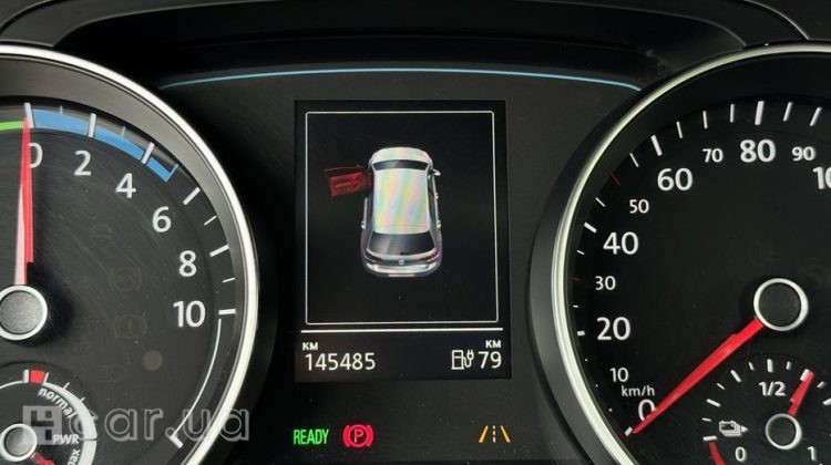 Volkswagen e-Golf, 2015