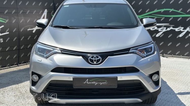 Toyota RAV4, 2017