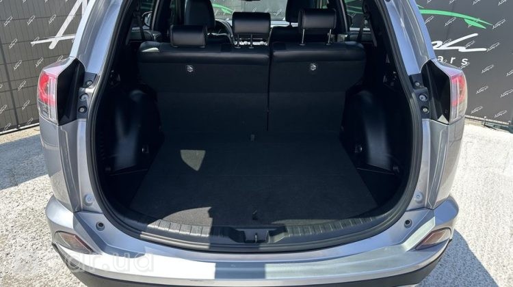 Toyota RAV4, 2017