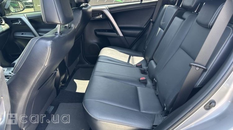 Toyota RAV4, 2017