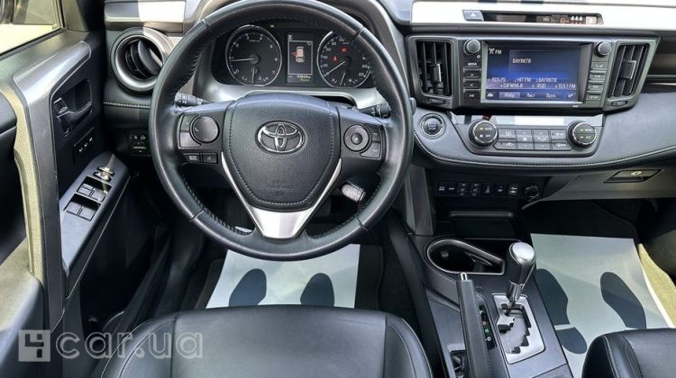 Toyota RAV4, 2017