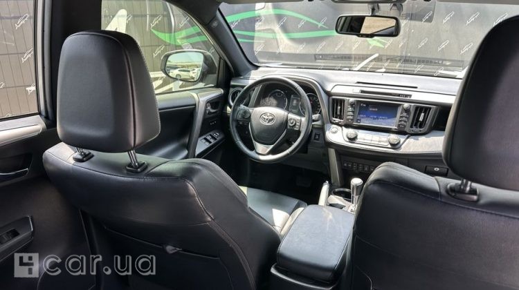 Toyota RAV4, 2017
