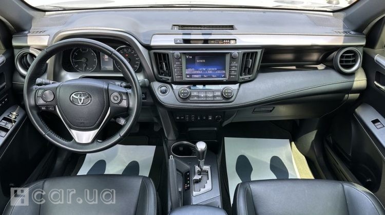 Toyota RAV4, 2017