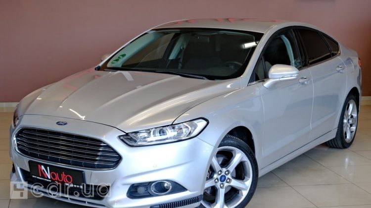 Ford Fusion, 2016