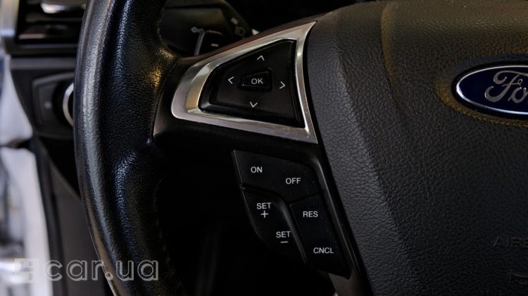 Ford Fusion, 2016