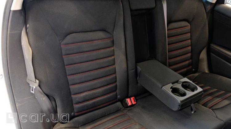 Ford Fusion, 2016