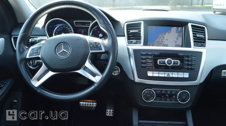Mercedes-Benz ML-Class, 2013