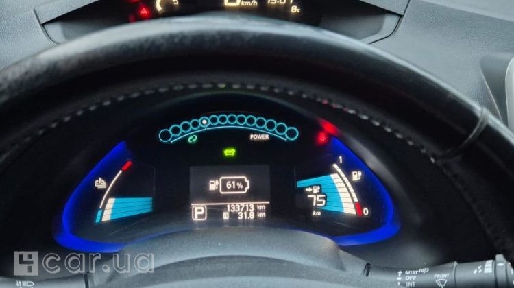 Nissan Leaf, 2015