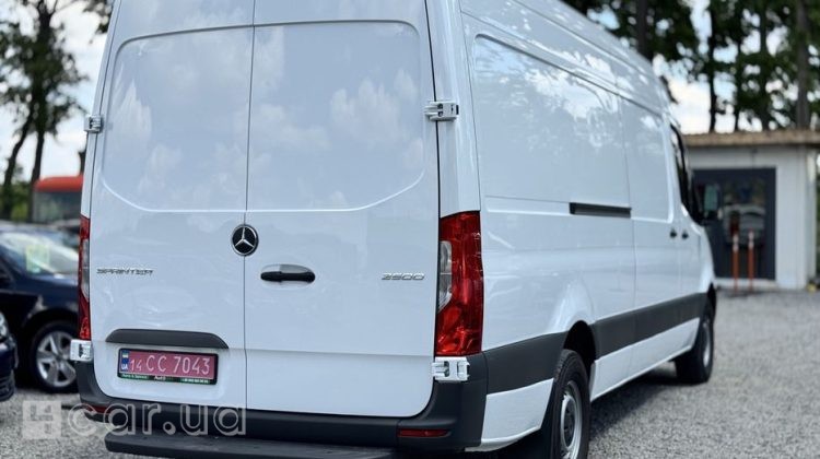 Mercedes-Benz Sprinter, 2020