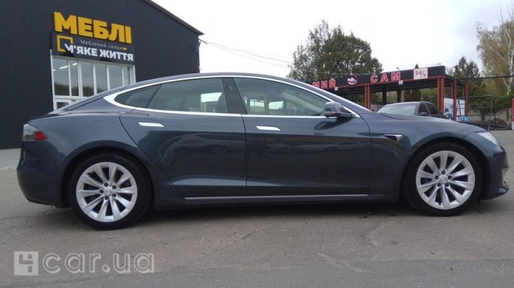Tesla Model S, 2017