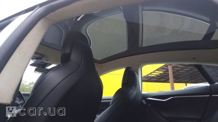 Tesla Model S, 2017
