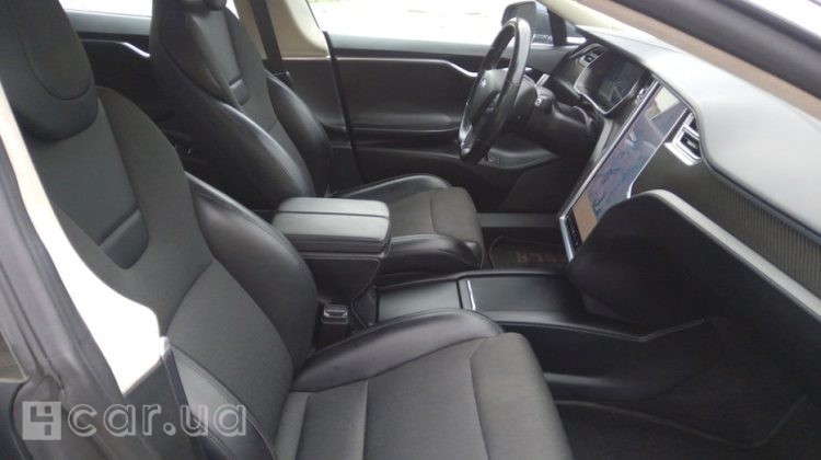 Tesla Model S, 2017