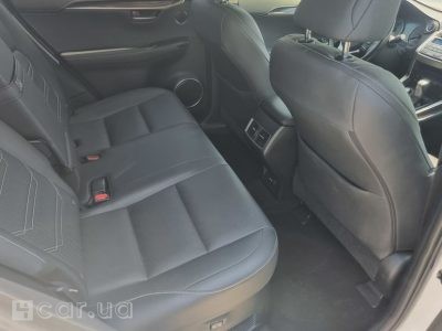 Lexus NX, 2016