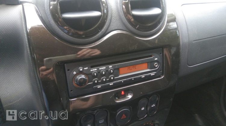 Renault Duster, 2012