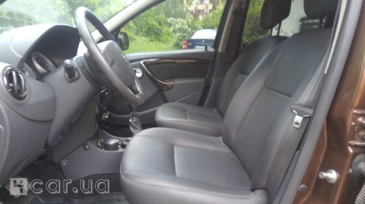Renault Duster, 2012
