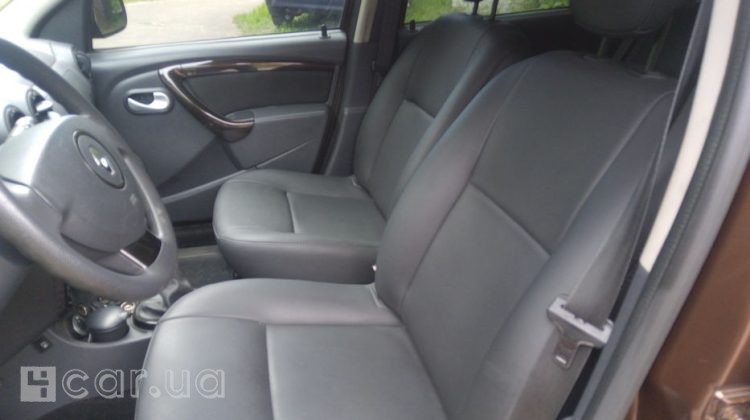 Renault Duster, 2012