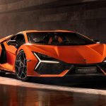 Lamborghini Revuelto 2026: гібрид, що змінює швидкість